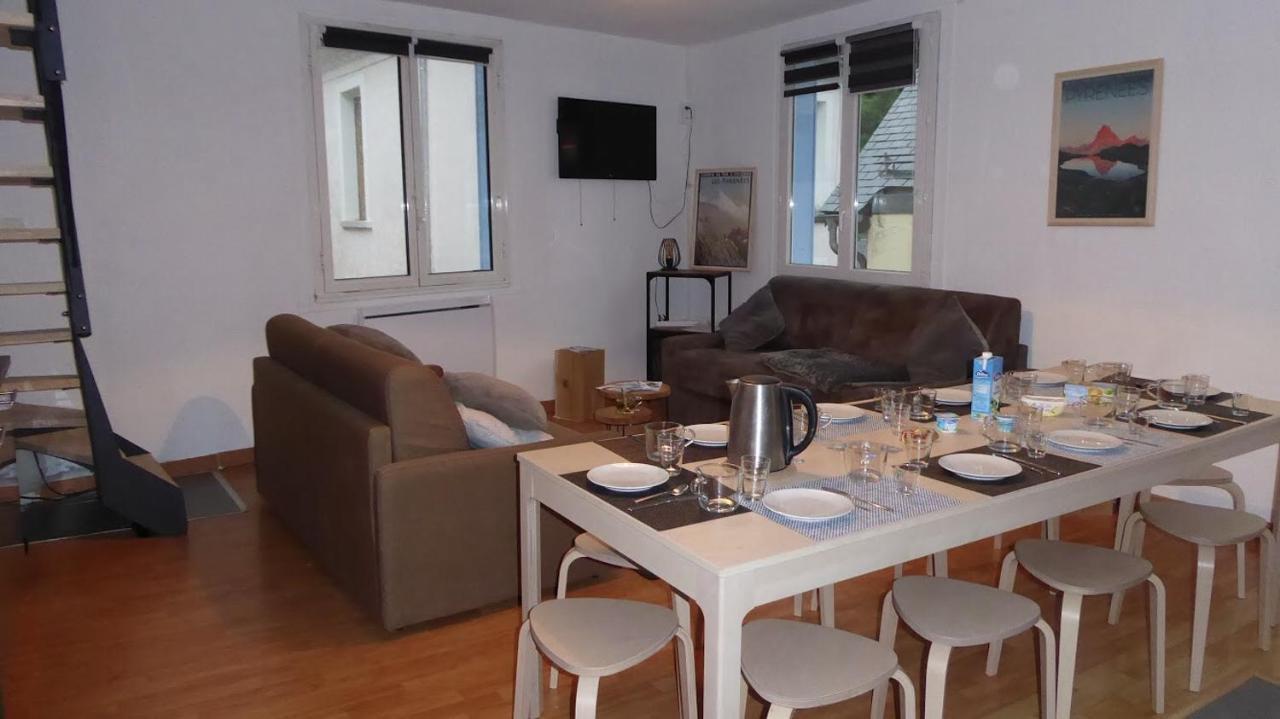 Cauterets centre village 19 couchages Extérieur photo